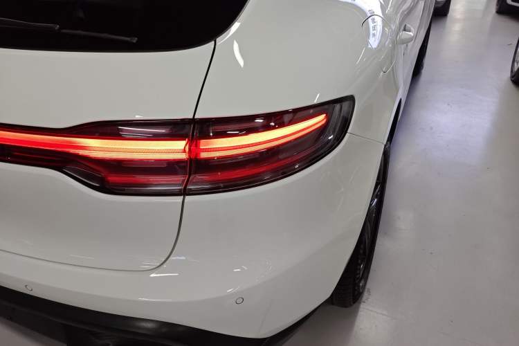 Used Porsche Macan 2022 Macan 2.0T