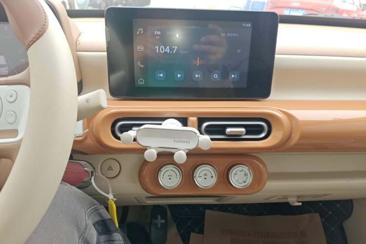 Used Wuling Hongguang MINIEV 2024 3rd Generation 215km Advanced Version