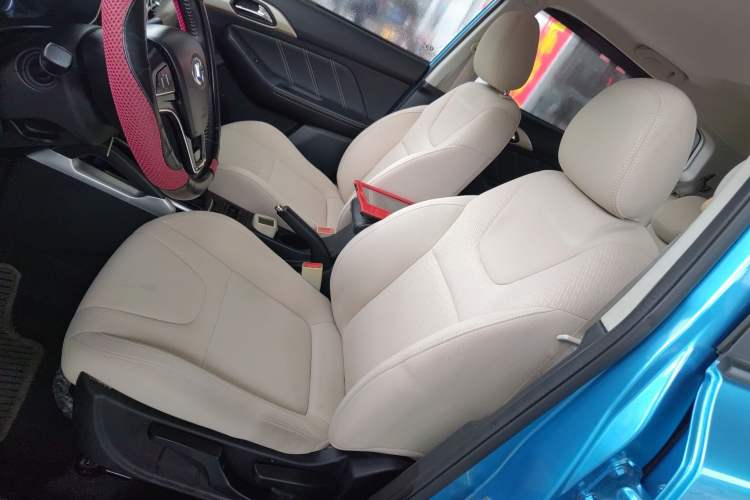 Used  Q35 2016 1.5L Manual Cool Edition