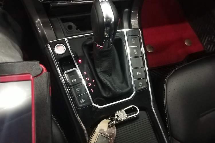 Used Volkswagen Passat 2017 330TSI DSG Prestige Edition
