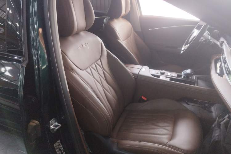 Used Chery Arrizo 8 2023 High-Energy Edition 2.0T DCT Luxury
