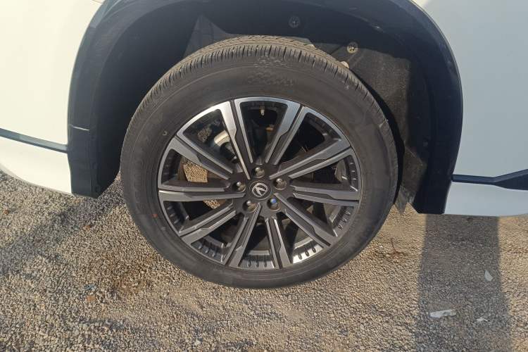 Used Changan CS75 PLUS 2024 3rd Generation Champion Edition 2.0T Intelligent Drive Performance Model