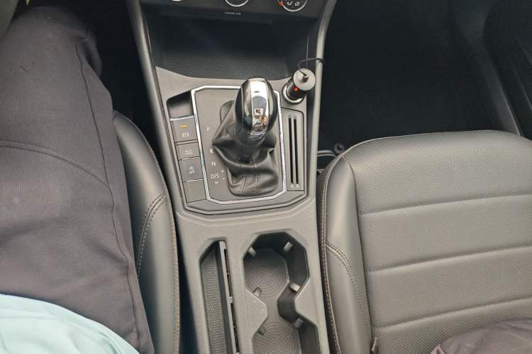 Used Volkswagen Lavida 2019 1.5L Automatic Comfort Edition China VI Standard