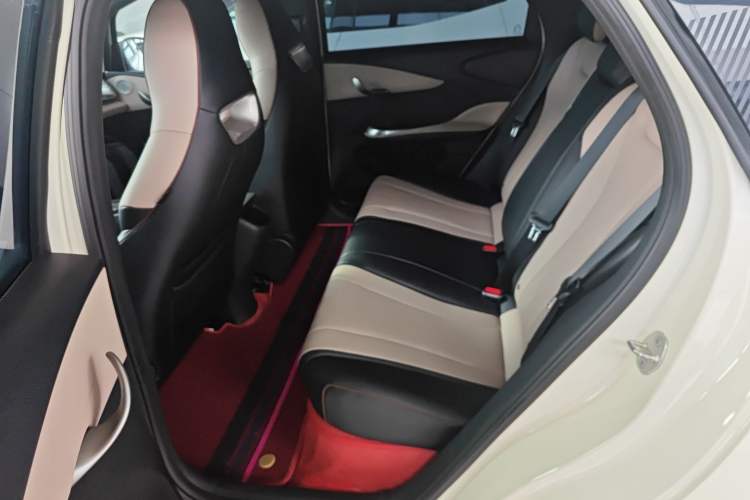 Used BYD Dolphin 2023 420 km Free Version
