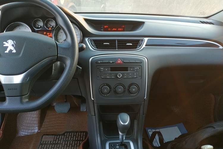 Used Peugeot 308 2014 Enjoy Edition Classic 1.6L Automatic Premium Model
