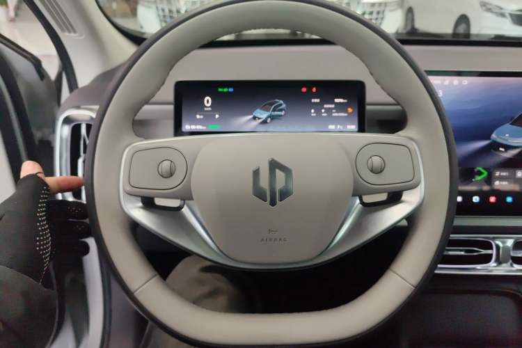 Used Leapmotor B10 2025 510 Joyful Edition
