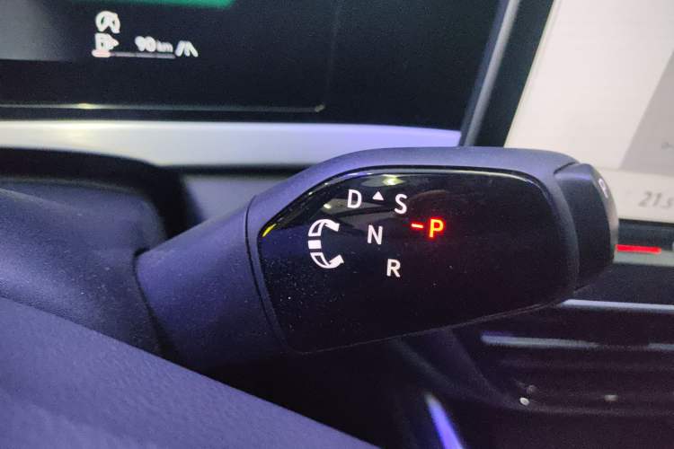 Used Volkswagen Passat 2025 Pro 380TSI Starry Dragon Luxury Edition
