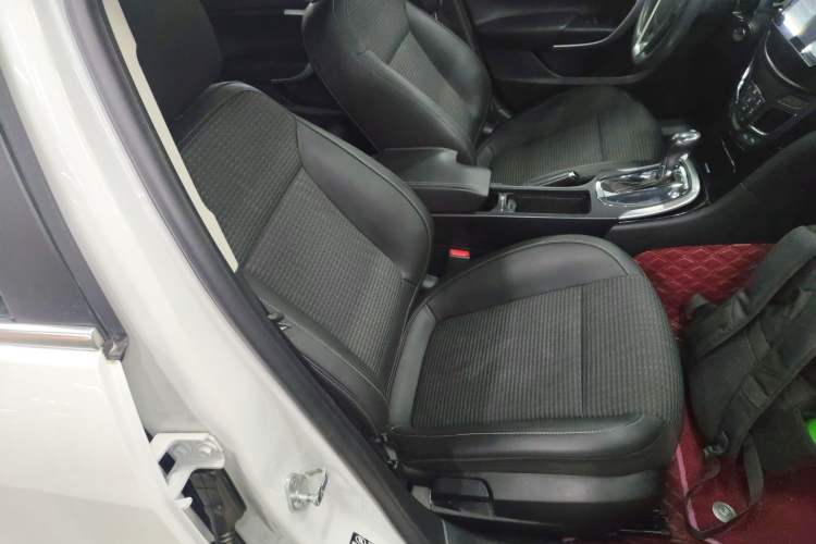 Used Buick Regal 2015 1.6T Leading Technology Model
