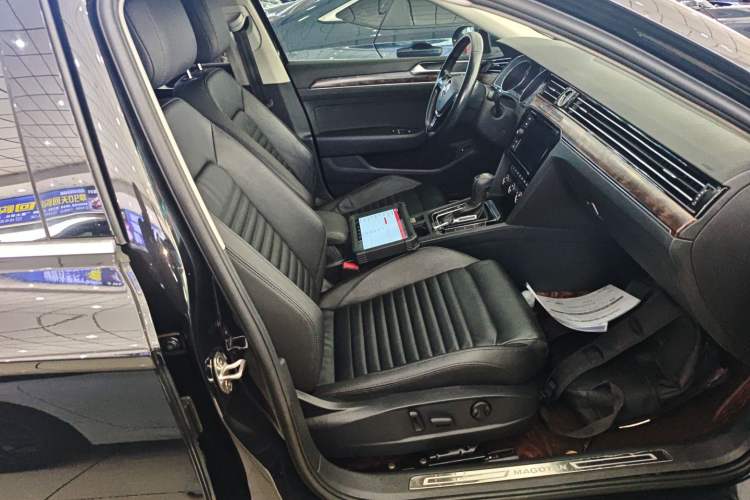 Used Volkswagen Magotan 2019 330TSI DSG Luxury Version China VI Standard