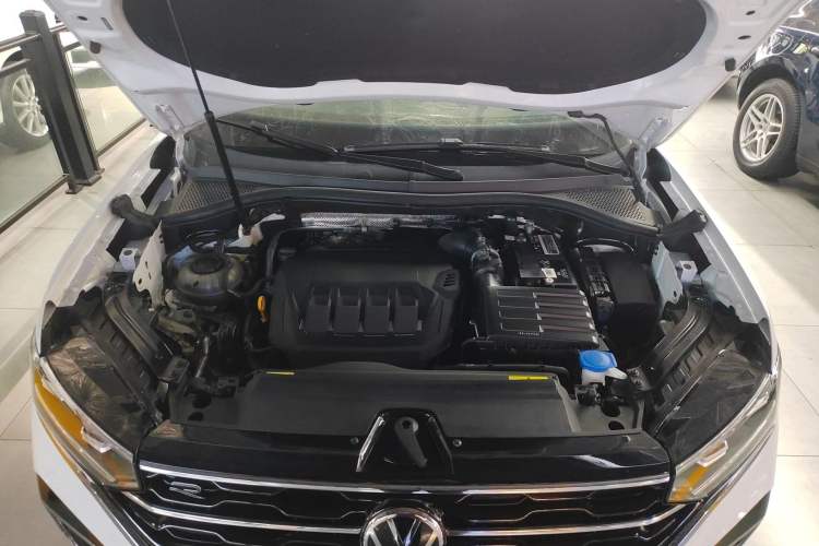 Used Volkswagen Tayron X 2020 330TSI Two-Wheel Drive Luxury Smart Connectivity Version
