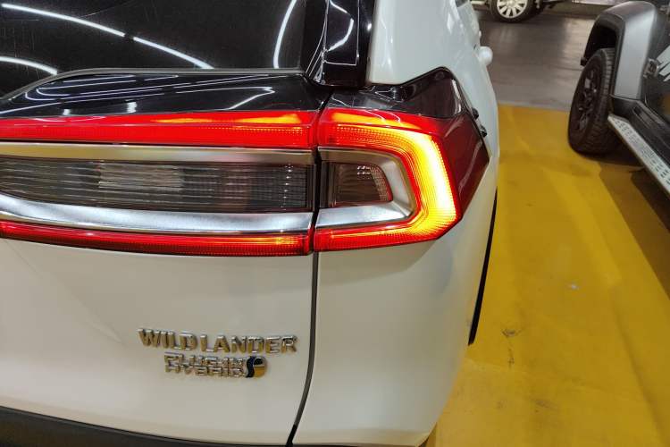 Used Toyota Wildlander New Energy 2021 High-Performance Edition 2.5L Two-Wheel Drive Powerful Version