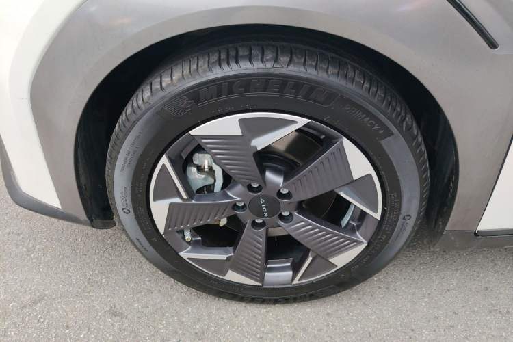 Used AION Y 2022 70 Intelligent Edition Lithium Iron Phosphate
