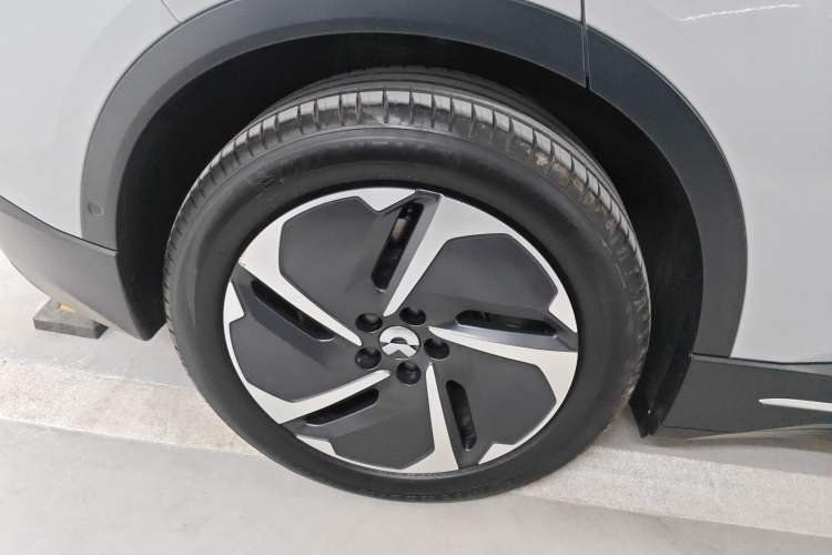 Used Nio ES6 2024 75 kWh
