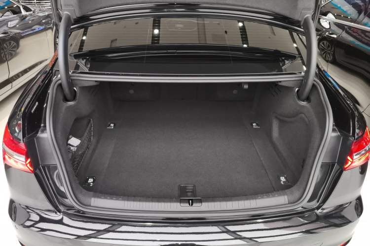 Used Audi A6L 2023 45 TFSI quattro Prestige Elegant Edition
