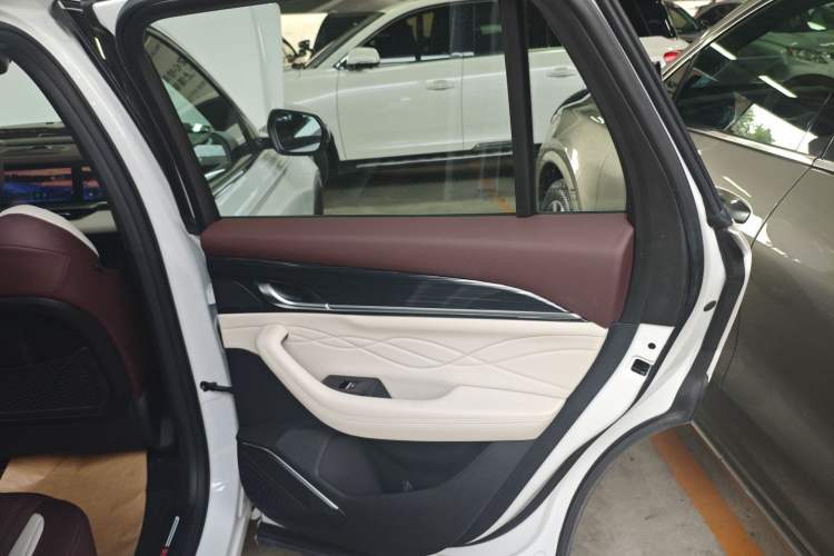 Used Geely Auto Monjaro L 2021 2.0TD DCT EVO Two-Wheel Drive Prestige Version
