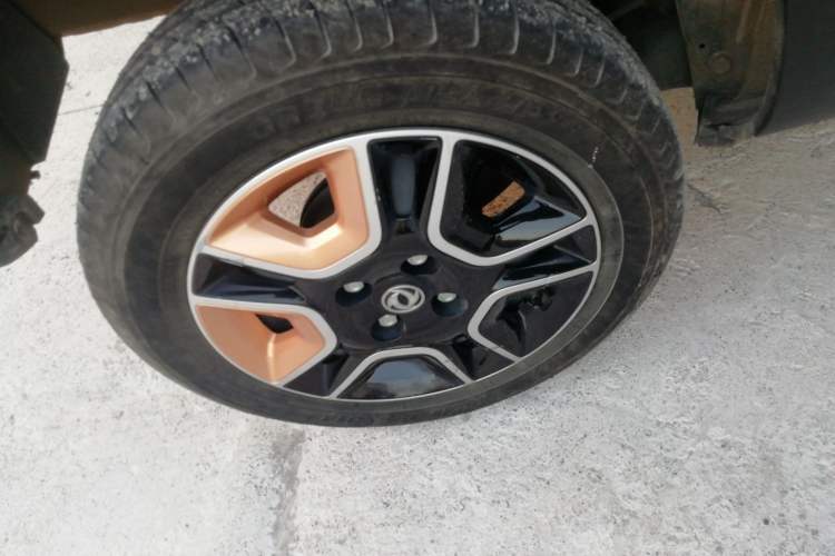 Used Dongfeng NAMMI BOX 2022 Champion Edition Light Wind Version 201KM Standard Model
