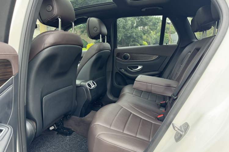 Used Mercedes-Benz GLC 2018 Facelifted GLC 260 4MATIC Dynamic Edition
