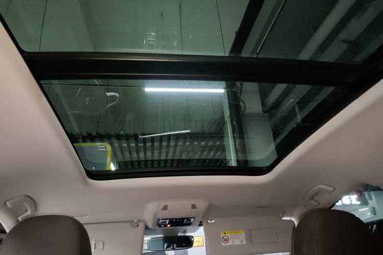 Used Volkswagen Viloran 2023 Revised 380TSI Prestige Edition
