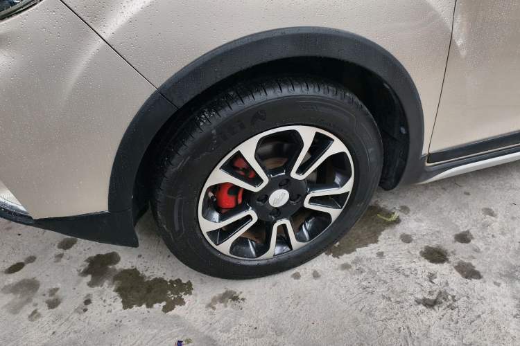 Used Geely Auto Vision X3 2017 1.5L Automatic Prestige Model
