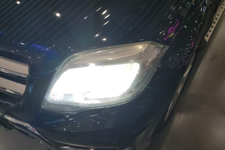 Used Mercedes-Benz GLK-Class 2015 GLK 260 4MATIC Dynamic Edition Ultimate Version
