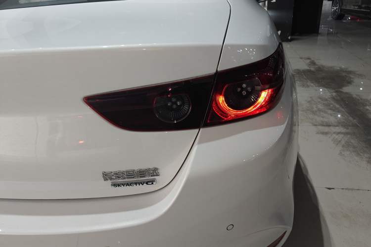 Used Mazda Mazda 3 Axela 2023 2.0L Automatic ZhiXuan Edition
