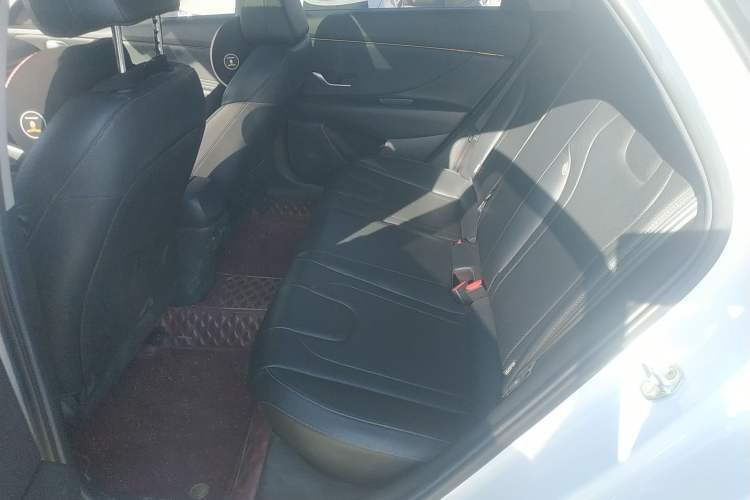 Used Hyundai Elantra 2021 1.5L CVT LUX Prestige Edition