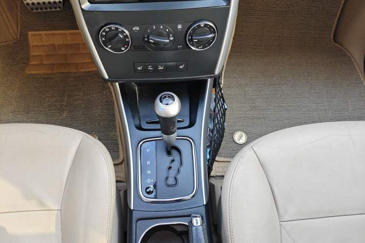 Used Mercedes-Benz B-Class 2009 B 200 Luxury Model
