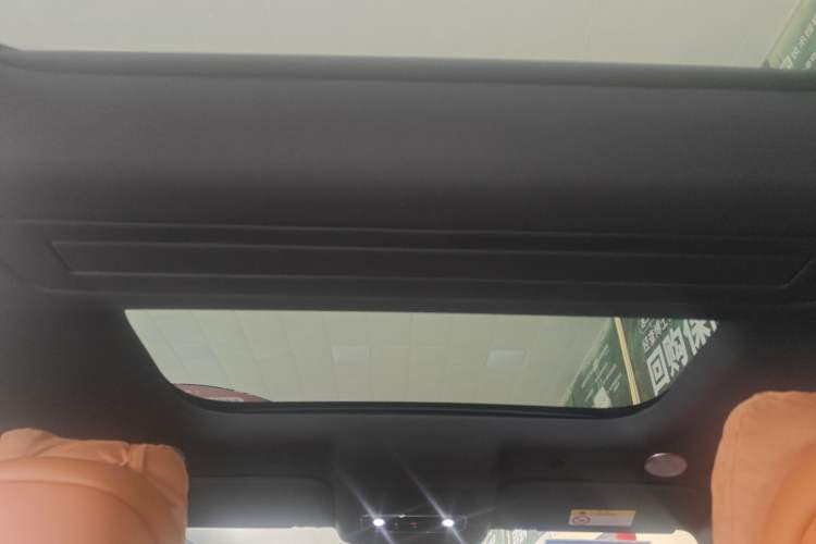 Used Hima AITO M9 2025 Extended-Range Ultra Version 52 kWh 5-Seater Edition