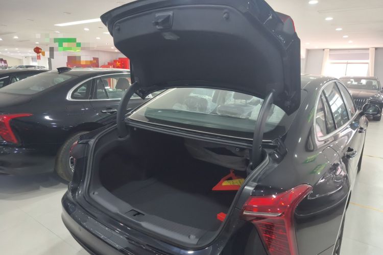 Used Hongqi H5 PHEV 2025 170 Super Hybrid Version
