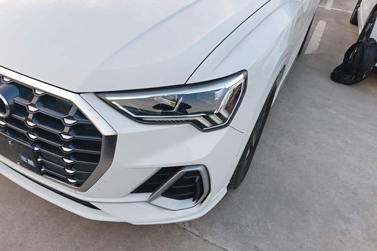 Used Audi Q3 2023 35 TFSI Fashion Dynamic Model (1.4T)