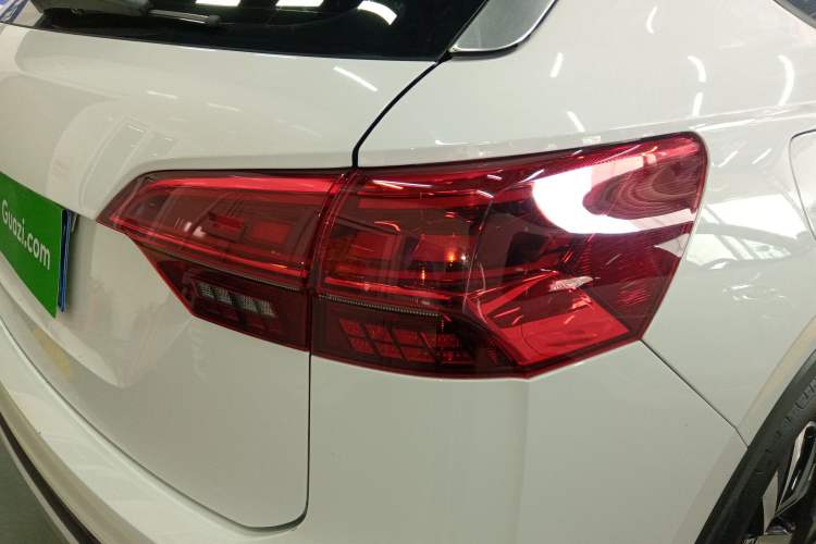 Used Volkswagen Tayron 2021 280TSI Two-Wheel Drive Luxury Smart Connectivity Version
