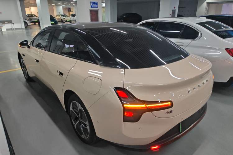 Used XPeng MONA M03 2024 620 with Ultra-Long Range
