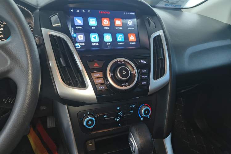 Used Ford Focus 2018 Hatchback Classic 1.6L Automatic Comfort Plus SmartDrive Edition
