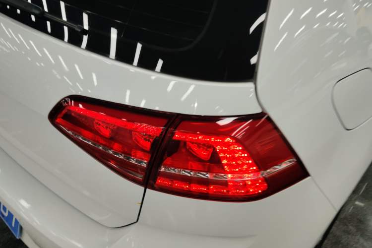 Used Volkswagen Golf 2016 230TSI Automatic Luxury Version