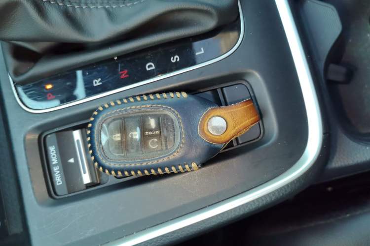 Used Honda CR-V 2023 240TURBO Two-Wheel Drive Deluxe Edition 7 Seats
