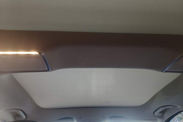 Used Mercedes-Benz E-Class 2020 E 300 L Sporty and Stylish Model
