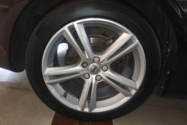 Used Volvo S90 2018 T4 Zhiyuan Edition
