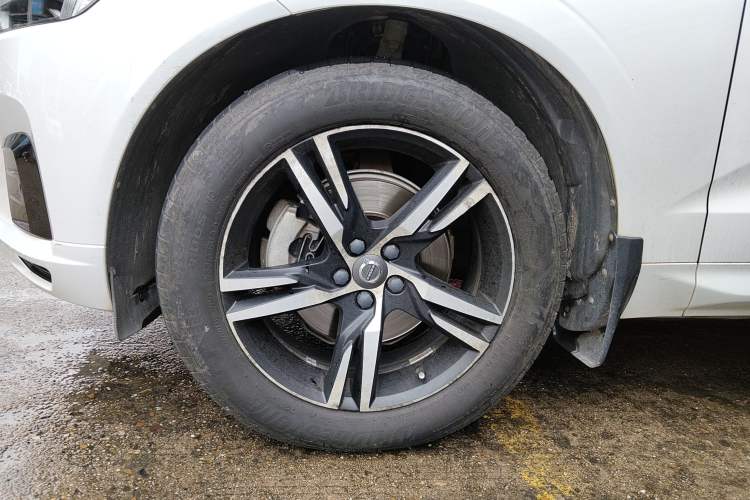 Used Volvo XC60 2018 T5 4x4 Smart & Sporty Edition
