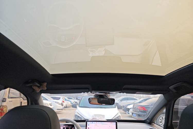 Used Volkswagen ID.3 2025 Smart Model Outstanding Oxygen Edition