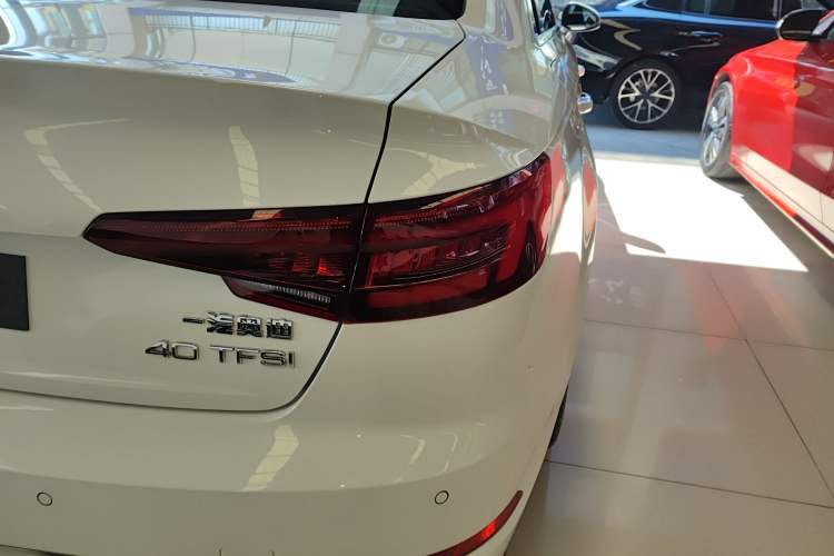 Used Audi A4L 2019 40 TFSI Ambition China VI
