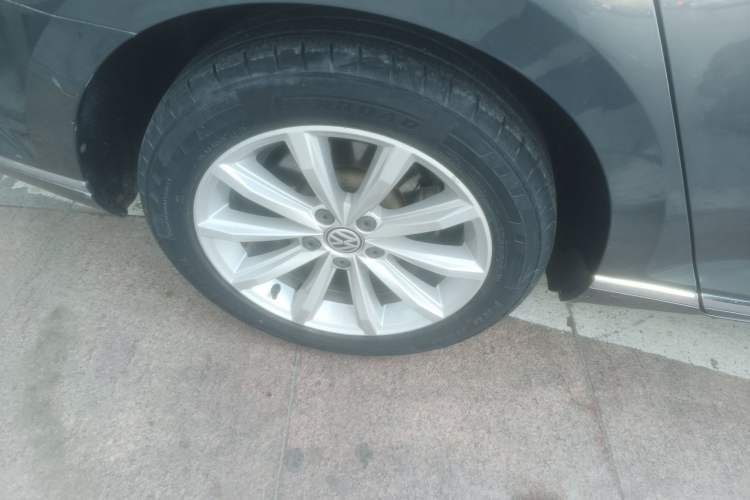 Used Volkswagen Magotan 2017 330TSI DSG Leading Model
