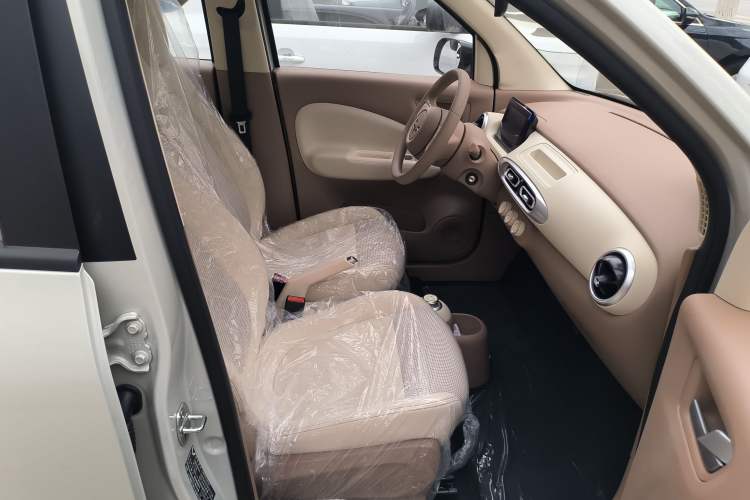 Used Wuling Hongguang MINIEV 2025 Four-Door Version Advanced Edition
