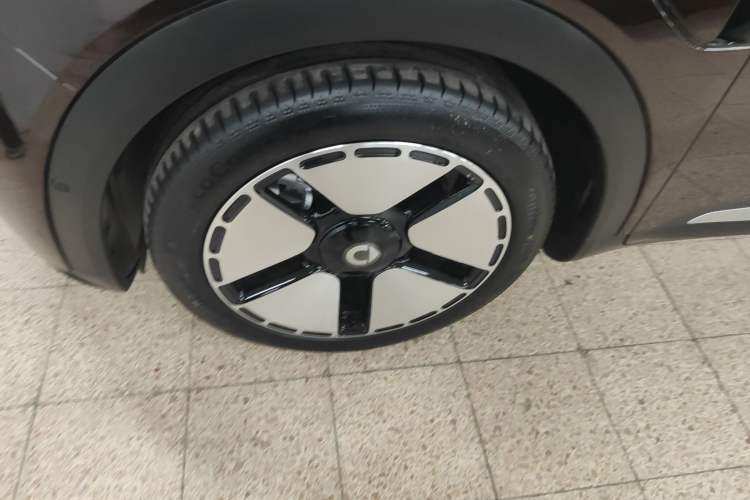 Used  #5 2024 Long-Range Journey Luxury Edition
