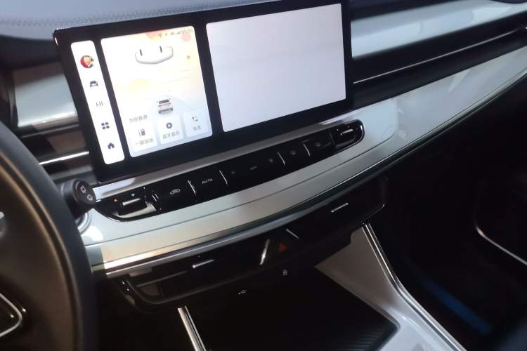 Used Geely Auto Jiajie 2023 Geely Jiaji L 1.5TD DCT Comfort Edition