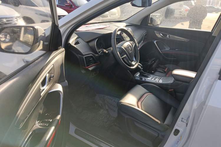 Used Changan CS55 2017 1.5T Automatic Colorful Edition
