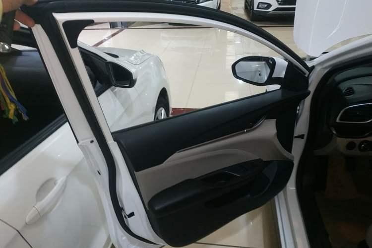 Used Buick GT 2015 15N Manual Entry-Level Trim
