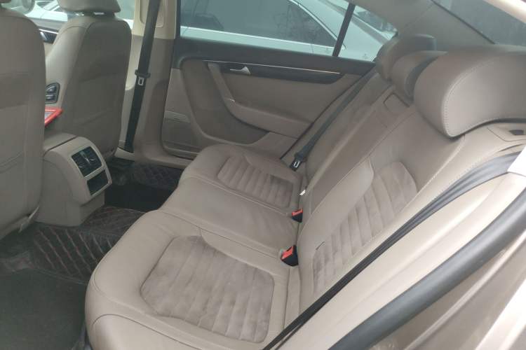 Used Volkswagen Magotan 2015 Facelift 1.8TSI Luxury Model