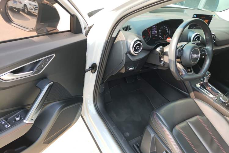 Used Audi Q2L 2022 35 TFSI Progressive Dynamic Edition
