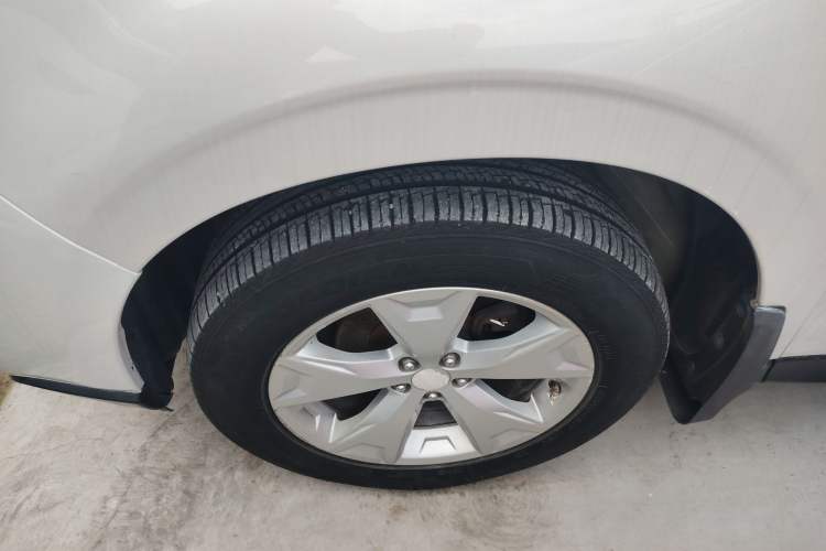 Used Subaru Forester 2013 2.0i Automatic Luxury Navigation Edition
