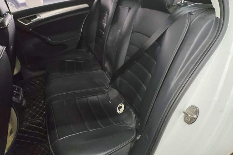 Used Volkswagen Golf 2020 Zhiai Edition 200TSI DSG Comfortable & Ambitious Version
